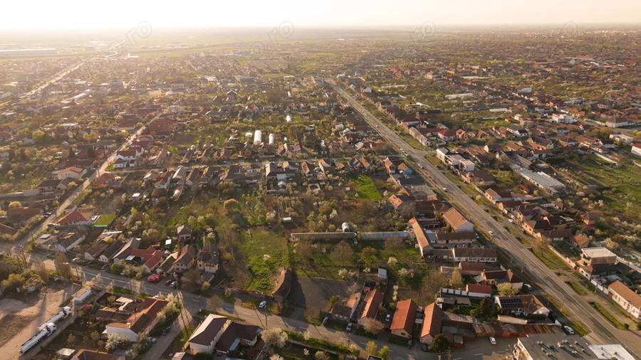 Teren de 1811 mp, în Aradul Nou