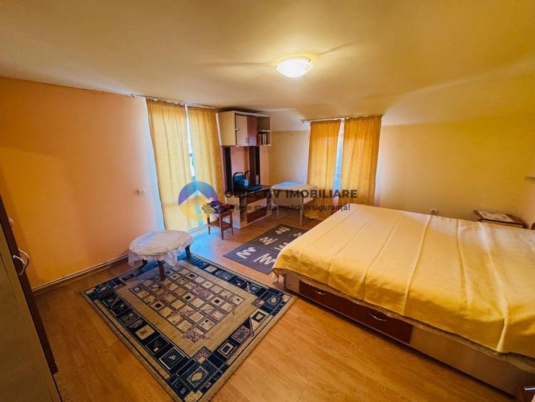 Casă cu 4 camere cu Canalizare în Alexandru cel Bun