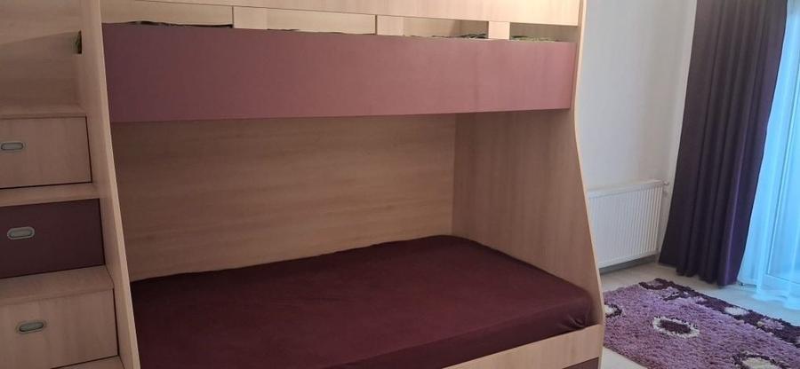 Apartament cu 3 camere decomandat în Florești