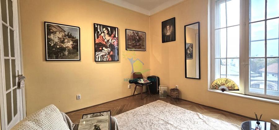 Apartament cu 5 camere decomandat, mobilat în Pache Protopopescu