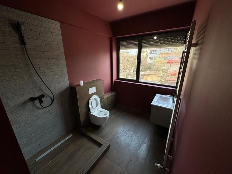 Spațiu comercial, de 180 mp, în Străulești