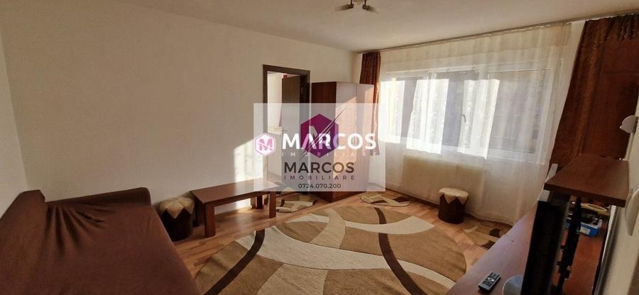 Apartament cu 2 camere nedecomandat, mobilat în Micro II
