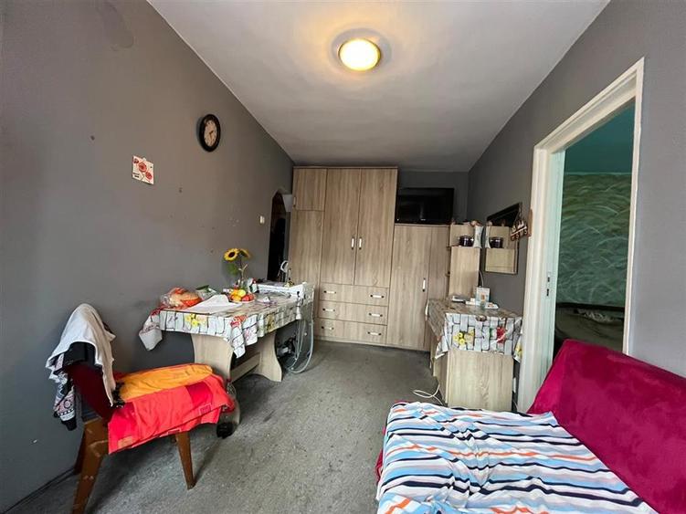 Apartament cu 2 camere nedecomandat în Valenta