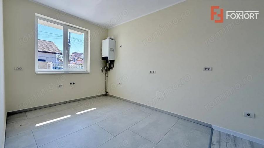 Casă cu 4 camere cu Teren 501 Mp în Moșnița Veche