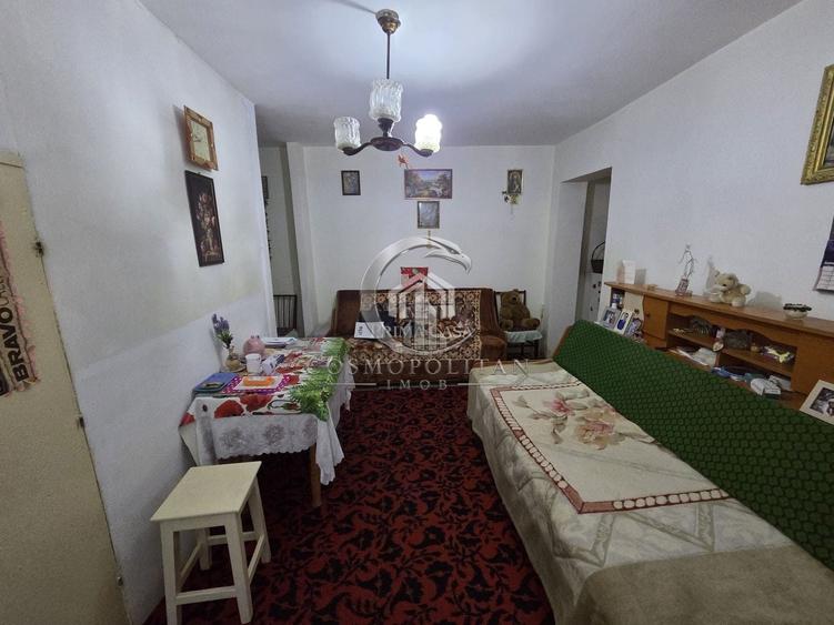 Apartament cu 2 camere semidecomandat în Unirii Sud