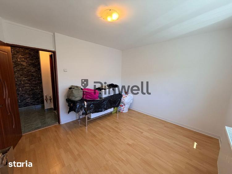 Apartament cu 2 camere decomandat în Tei
