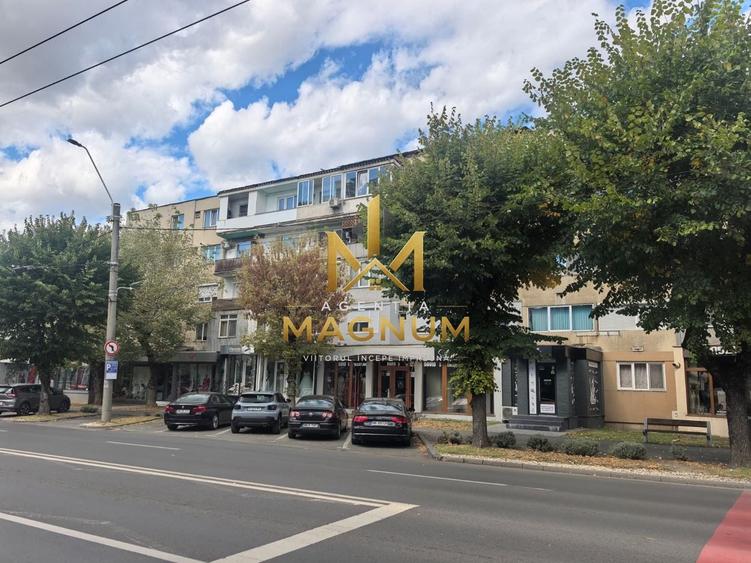 Apartament cu 2 camere semidecomandat, mobilat în Ultracentral