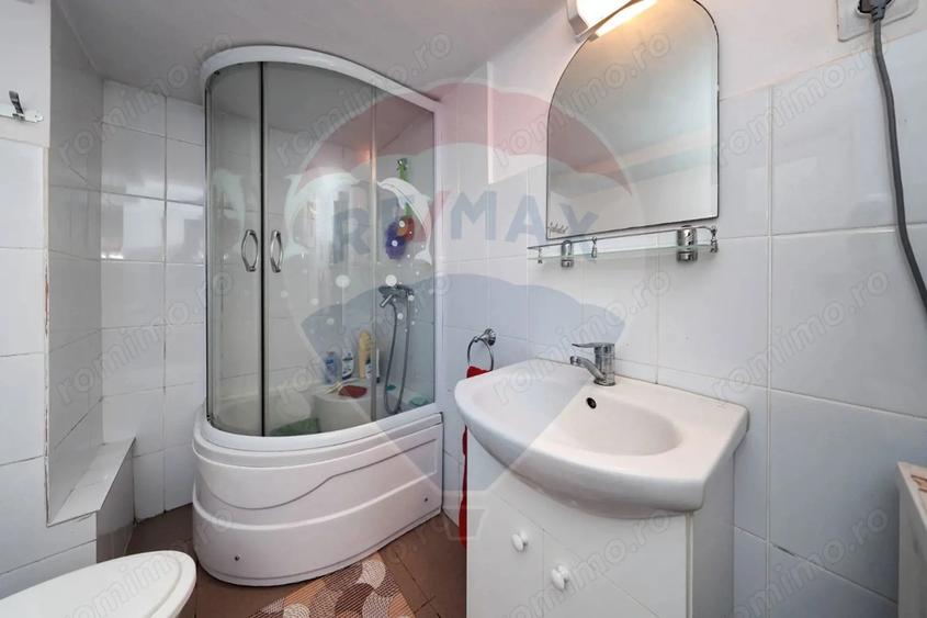 Casă cu 3 camere cu Teren 396 Mp în Ungra