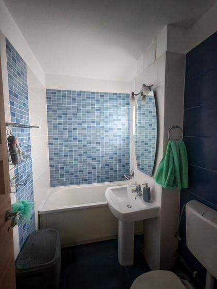 Apartament cu 4 camere decomandat în Exercițiu