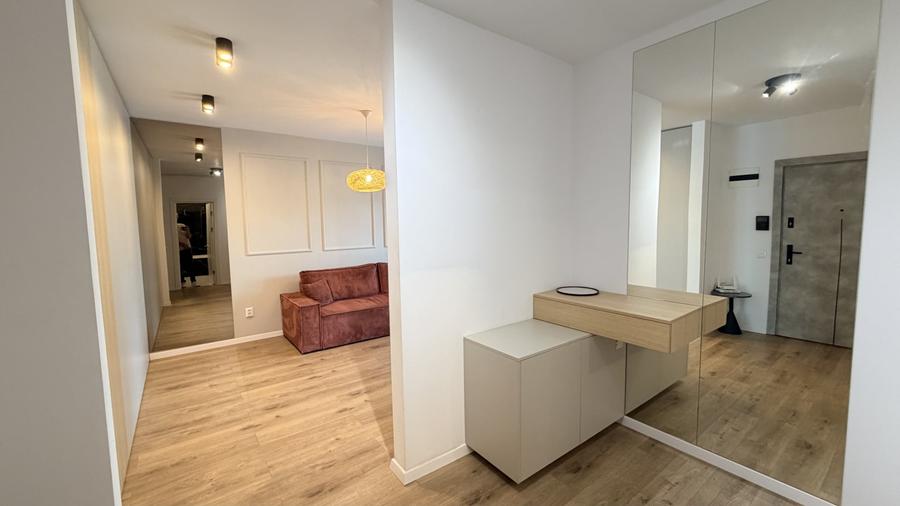 Apartament cu 2 camere decomandat, mobilat în Plopilor