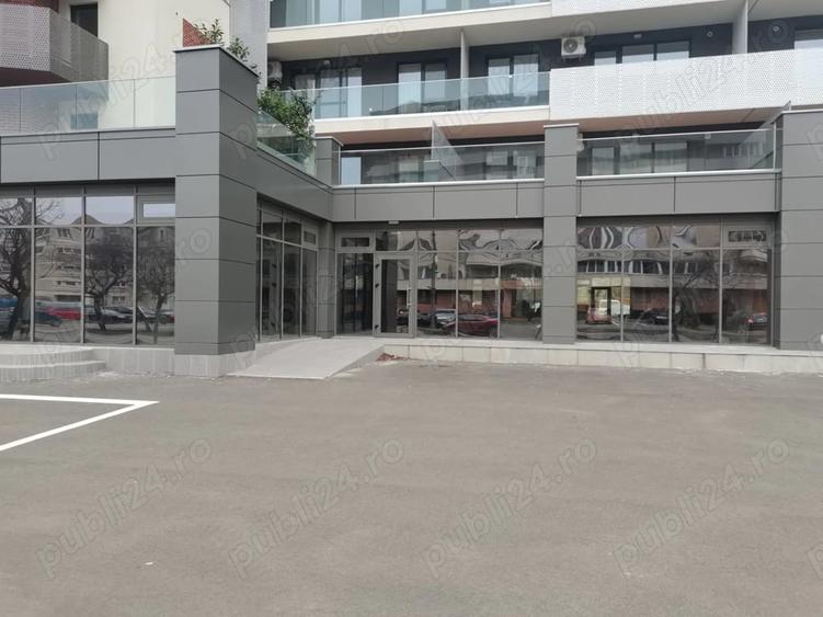 Spațiu comercial, de 954 mp, în Calea Aradului