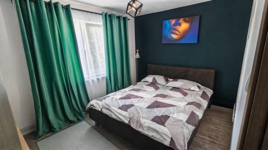 Apartament cu 2 camere în Micro 6