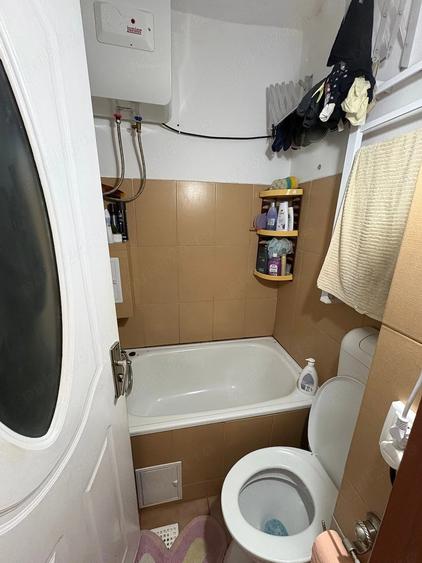 Apartament cu 2 camere decomandat în Fratelia