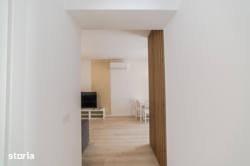 Apartament cu 3 camere semidecomandat, mobilat în Lipovei