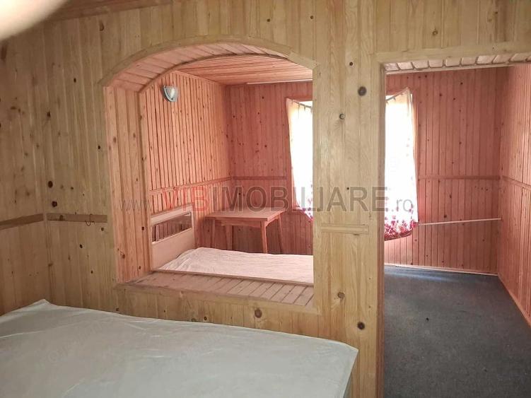 Teren de 8900 mp, în Central
