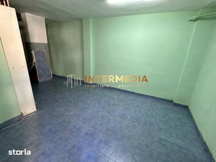 Garsonieră decomandată în Tolstoi