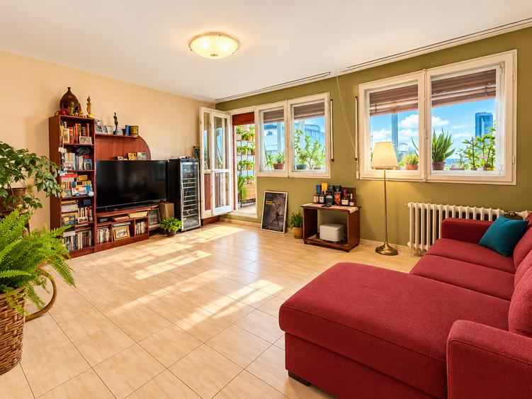 Apartament cu 2 camere semidecomandat în Dorobanți