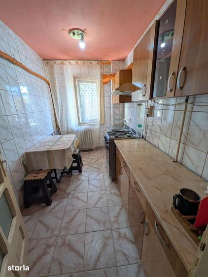 Apartament cu 3 camere în Calea București