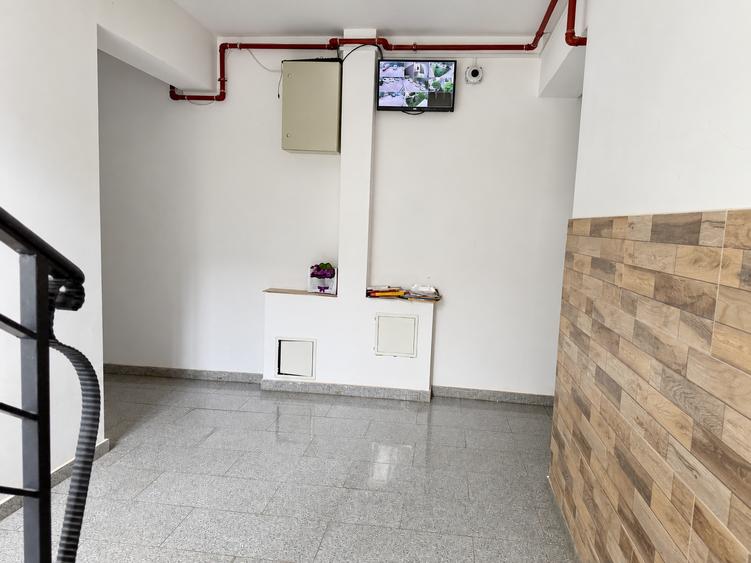 Apartament cu 2 camere decomandat în Dobroești