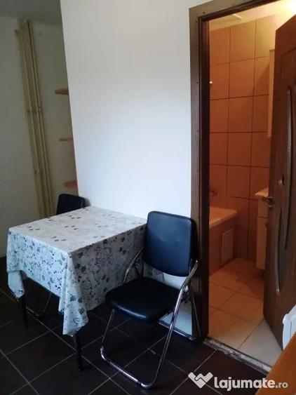 Apartament cu 2 camere semidecomandat în Dorobanți