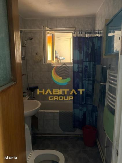 Apartament cu 3 camere semidecomandat în Berceni