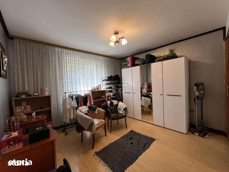 Casă cu Teren 2190 Mp în Valea Oltului