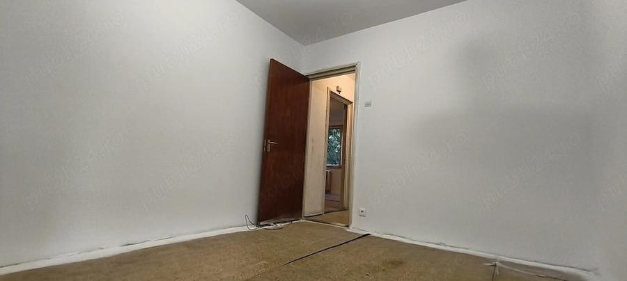 Apartament cu 3 camere în Brâncoveanu