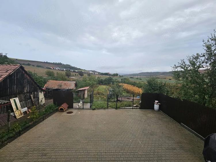 Casă cu Teren 1260 Mp în Central