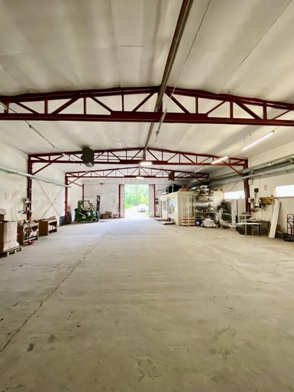 Spațiu industrial, de 2,500 mp, în Berca