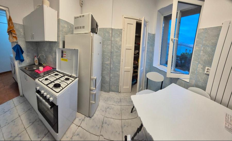 Apartament cu 2 camere decomandat, mobilat în Barbu Văcărescu