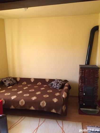 Casă cu 8 camere cu Teren 240 Mp în Orșova