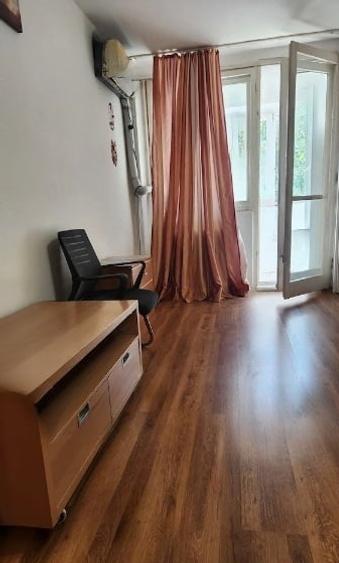 Garsonieră semidecomandată, mobilată în Iancului