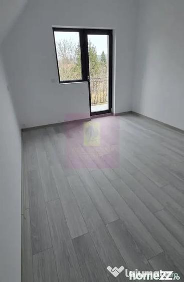 Casă cu 4 camere cu Teren 450 Mp în Brebu