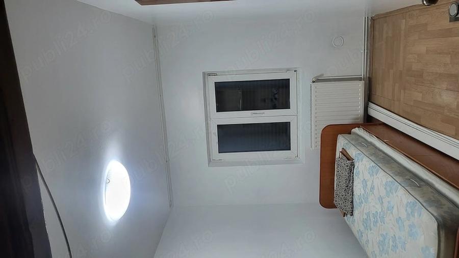 Apartament cu 4 camere decomandat în Victoria