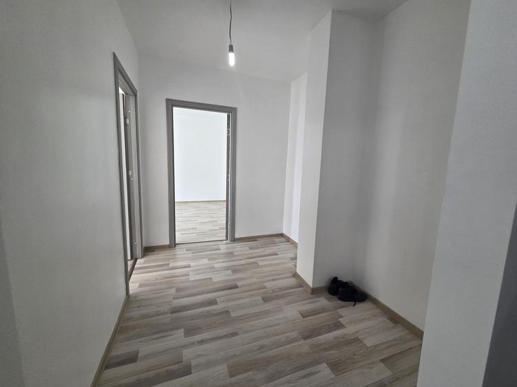Apartament cu 2 camere decomandat în Mircea cel Bătrân