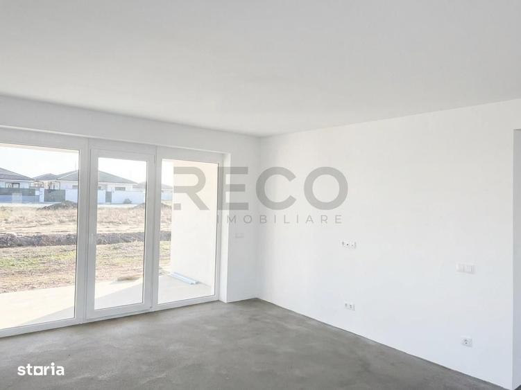 Casă cu 4 camere cu Teren 500 Mp în Sântandrei