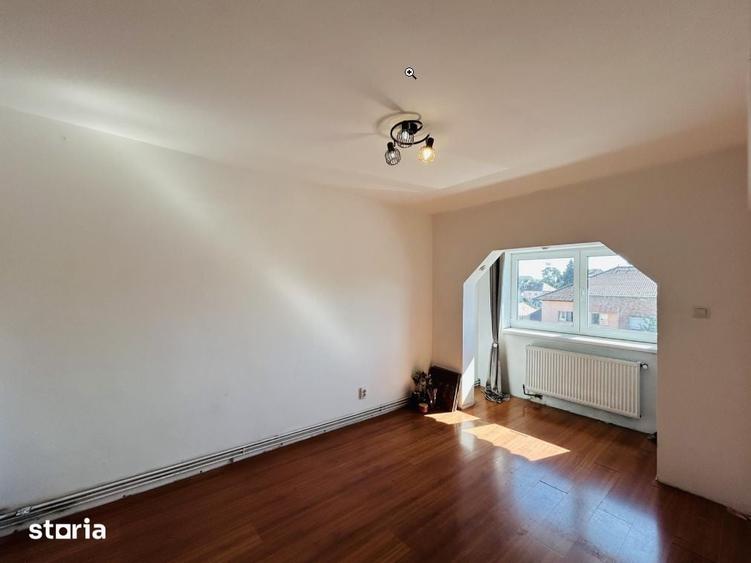 Apartament cu 2 camere decomandat în Ștrand