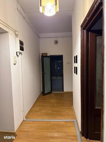 Apartament cu 2 camere în Podu Roș
