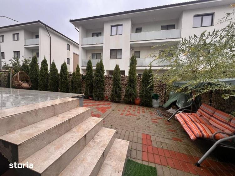 Apartament cu 3 camere în Săsar