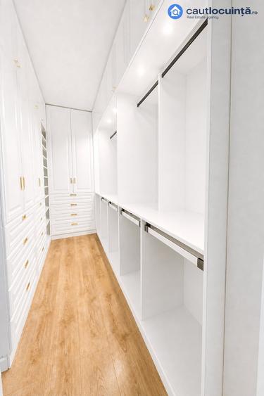 Apartament cu 4 camere decomandat, mobilat în Băneasa