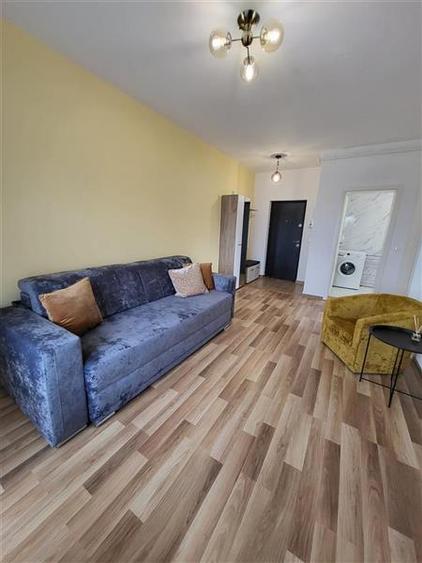 Apartament cu 2 camere nedecomandat, mobilat în Sânpetru