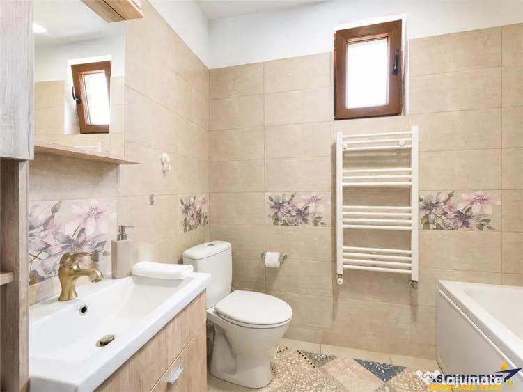 Casă cu 4 camere cu Teren 919 Mp în Sânpetru