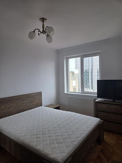 Apartament cu 2 camere, mobilat în Romană