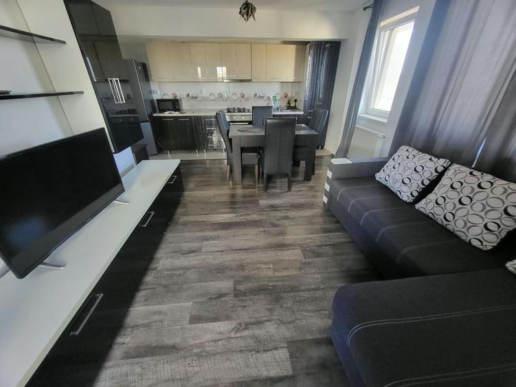 Apartament cu 2 camere decomandat în Florești