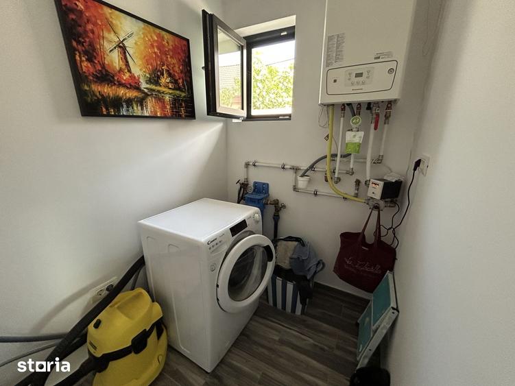 Casă cu 3 camere cu Teren 470 Mp în Vladimirescu