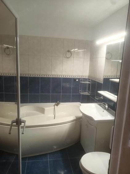 Apartament cu 3 camere decomandat în Nord