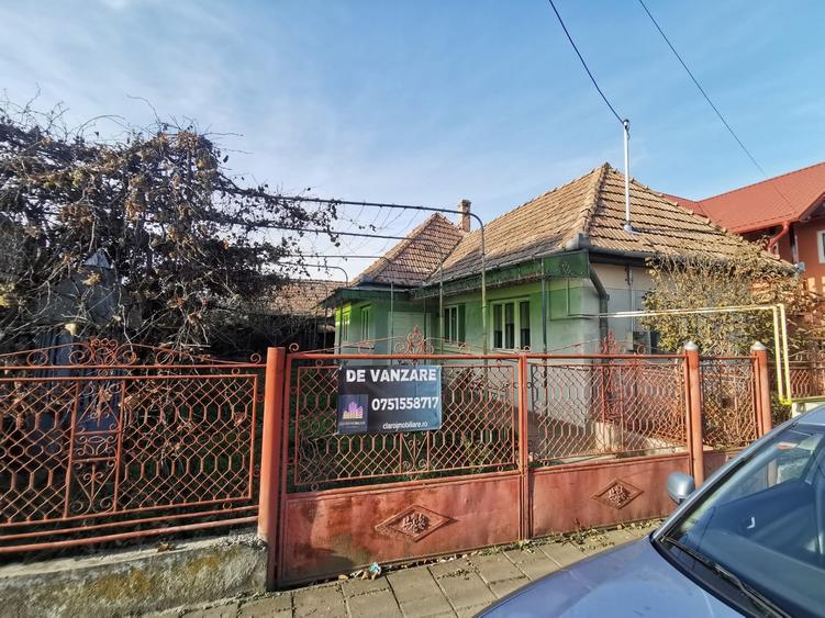 Casă individuală cu 3 camere cu Canalizare în Sâncraiu de Mureș