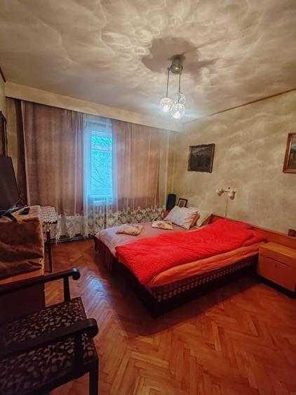 Apartament cu 4 camere decomandat, mobilat în Săsar