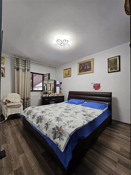 Casă cu 5 camere cu Teren 518 Mp în Lunca Cetățuii