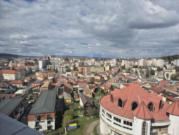 Apartament cu 3 camere, 60 mp, Dambu Pietros - 14